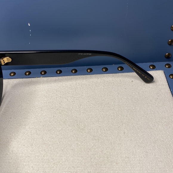 Authentic- 💯 NEW Gucci GG 0712S 002 2020 Women Sunglasses - Picture 12 of 14